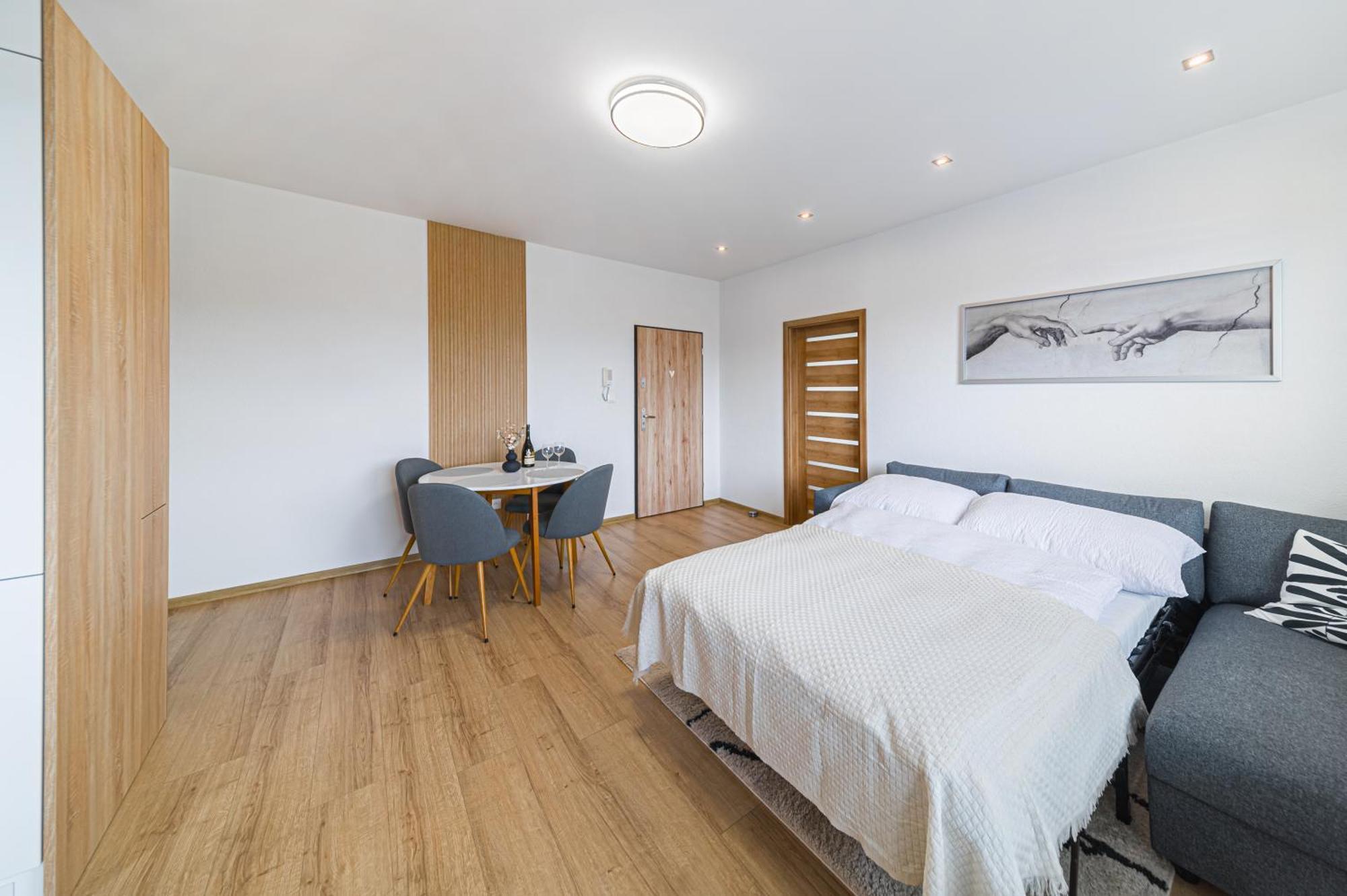 Tower Apartments Orchid & Amber Спишска-Нова-Вес Экстерьер фото