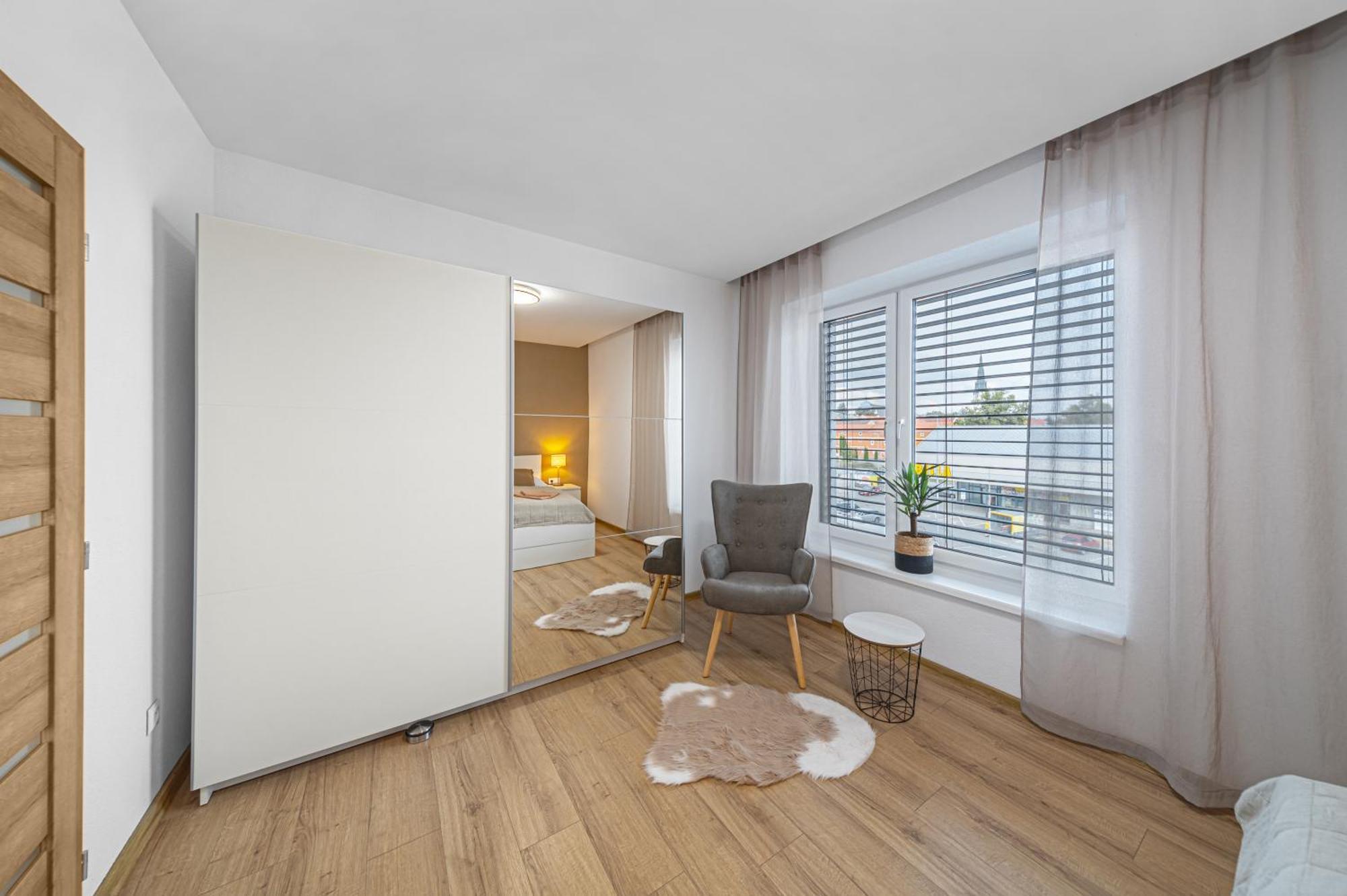 Tower Apartments Orchid & Amber Спишска-Нова-Вес Экстерьер фото